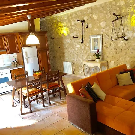 Guillo * פוינסה