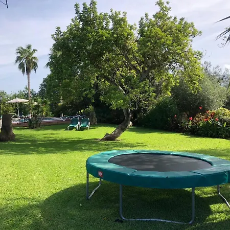 Guillo Farm stay *